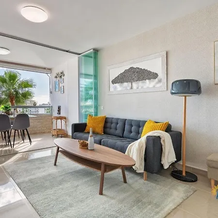 Apartment Connie Mick *